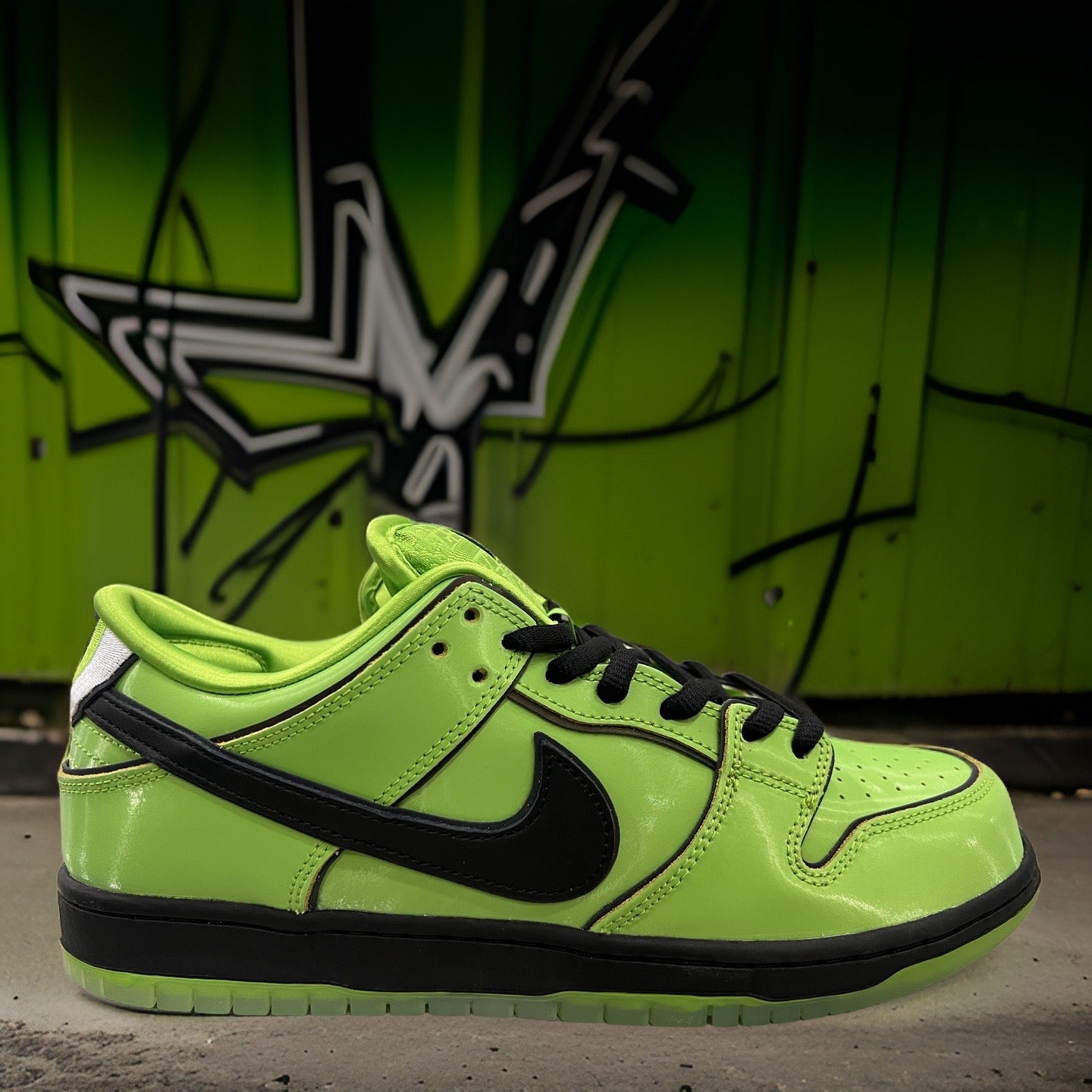 Nike SB Dunk Low The Powerpuff Girls Buttercup